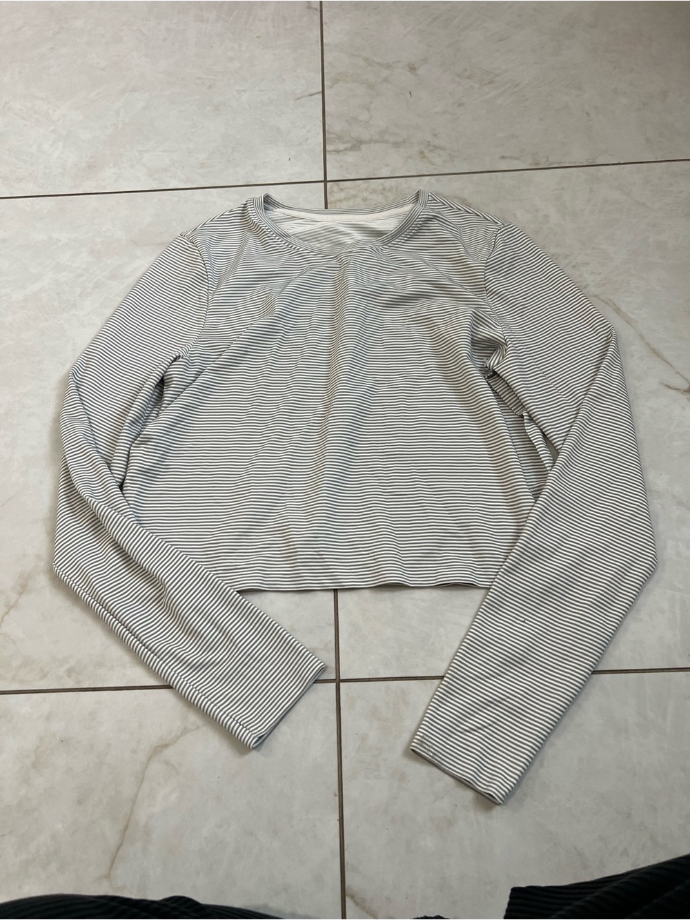 NEW Harmony Balance Gray & White Athletic Long Sleeve Shirt Size Medium